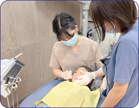 小児歯科〜「小児歯科」診療では、単にむし歯の治療だけでなく、その予防に重点を置いています。